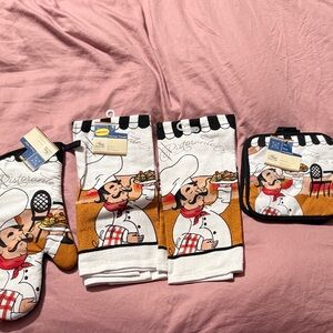 BRAND NEW! Colorful Chef Print Kitchen Set